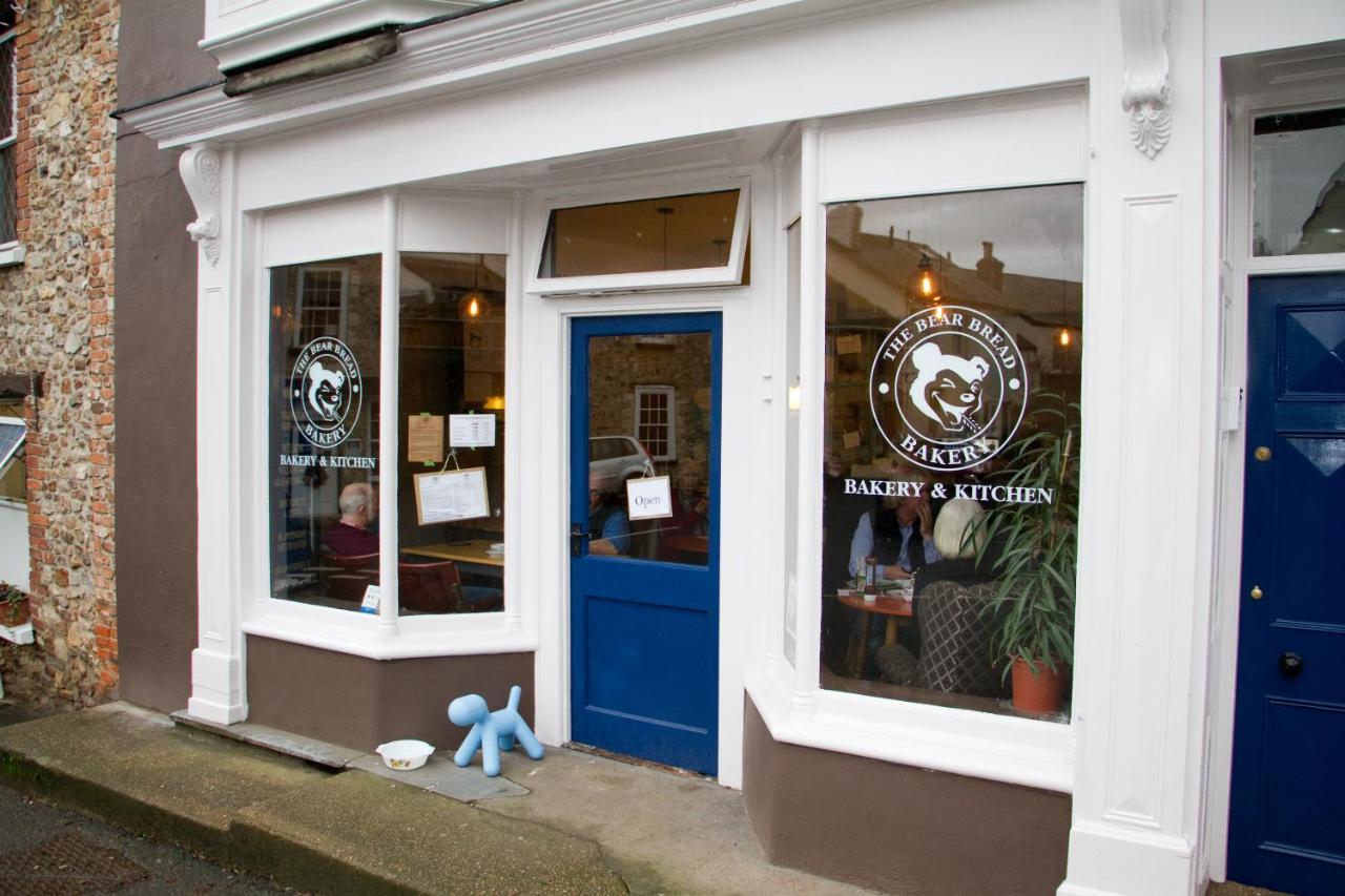The Bear Bread Bakery B&B, Ensuite Rooms Above The Bakery, Colyton Exterior foto
