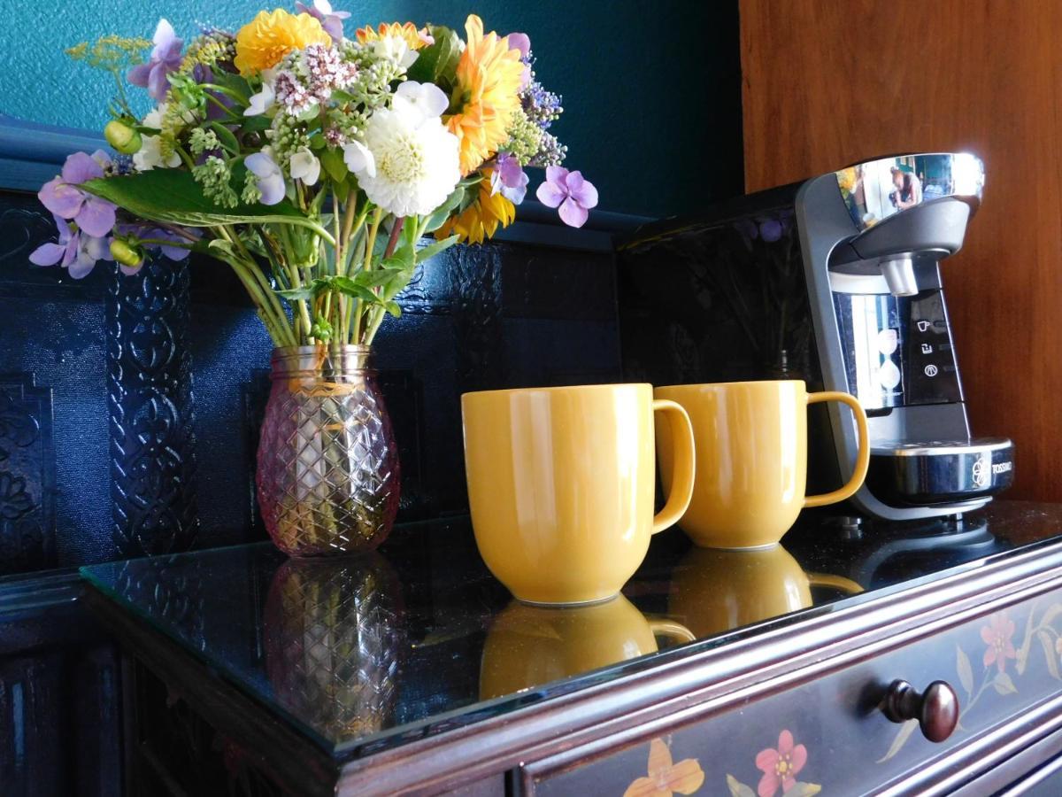 The Bear Bread Bakery B&B, Ensuite Rooms Above The Bakery, Colyton Exterior foto