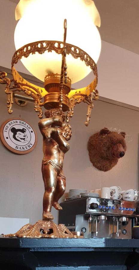 The Bear Bread Bakery B&B, Ensuite Rooms Above The Bakery, Colyton Exterior foto