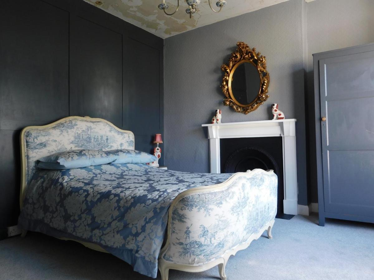 The Bear Bread Bakery B&B, Ensuite Rooms Above The Bakery, Colyton Exterior foto