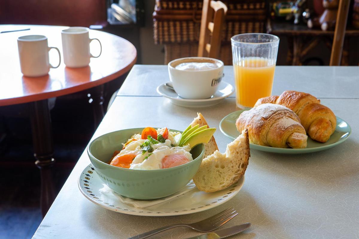 The Bear Bread Bakery B&B, Ensuite Rooms Above The Bakery, Colyton Exterior foto