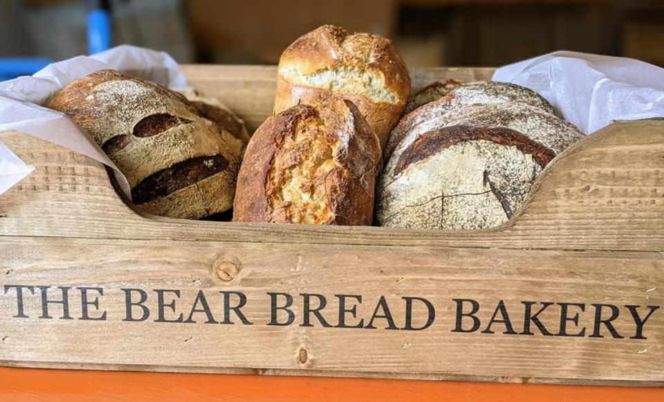 The Bear Bread Bakery B&B, Ensuite Rooms Above The Bakery, Colyton Exterior foto