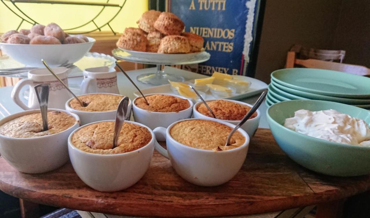 The Bear Bread Bakery B&B, Ensuite Rooms Above The Bakery, Colyton Exterior foto