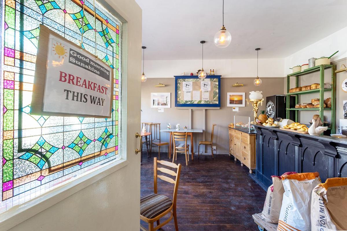 The Bear Bread Bakery B&B, Ensuite Rooms Above The Bakery, Colyton Exterior foto