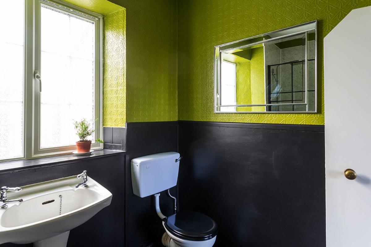 The Bear Bread Bakery B&B, Ensuite Rooms Above The Bakery, Colyton Exterior foto