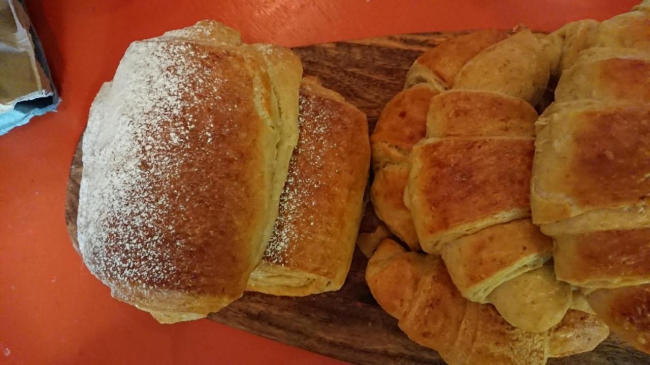 The Bear Bread Bakery B&B, Ensuite Rooms Above The Bakery, Colyton Exterior foto