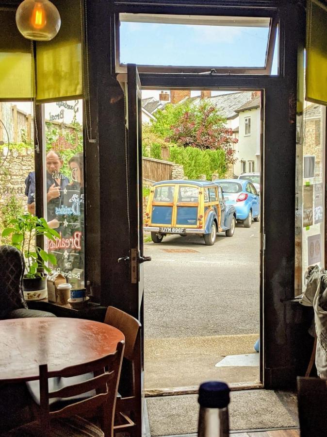 The Bear Bread Bakery B&B, Ensuite Rooms Above The Bakery, Colyton Exterior foto