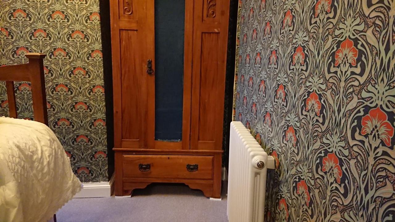 The Bear Bread Bakery B&B, Ensuite Rooms Above The Bakery, Colyton Exterior foto